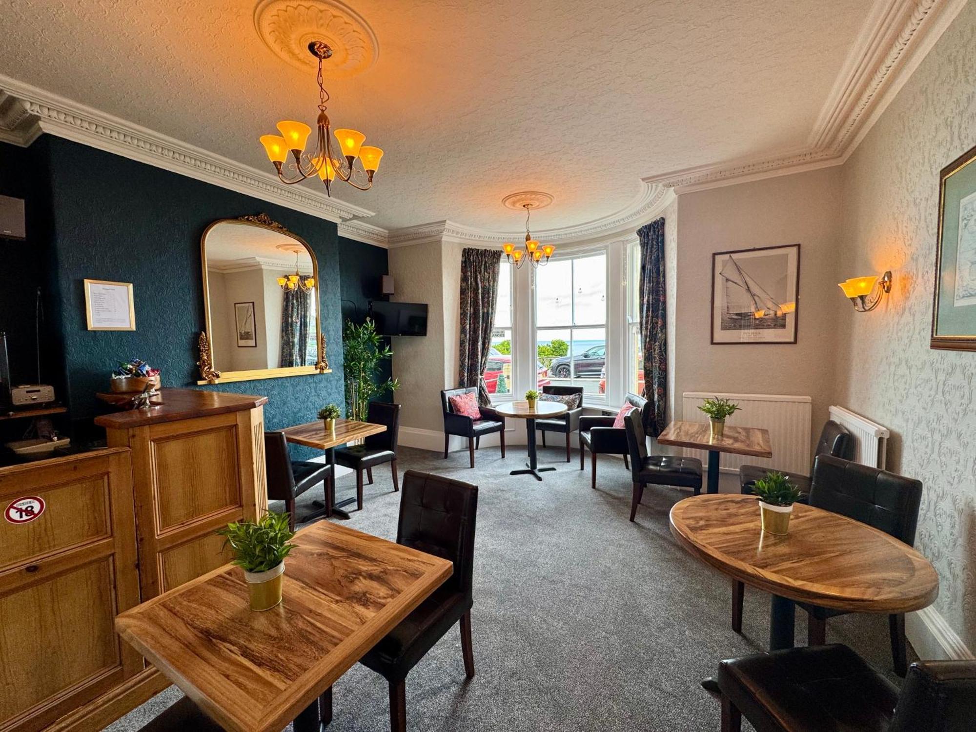 Bed and Breakfast The Rockside Scarborough Exteriér fotografie